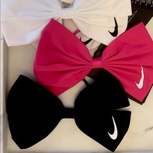 Nike ponytail Hair Ties (LOT OF 5)